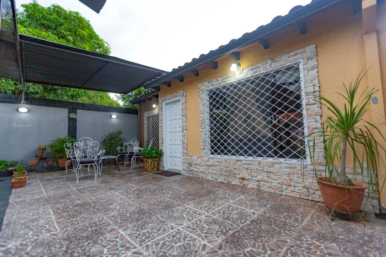 Dona Nelly Apartment Asuncion Luaran gambar